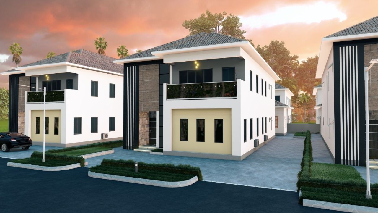 Courtyard & Driveway